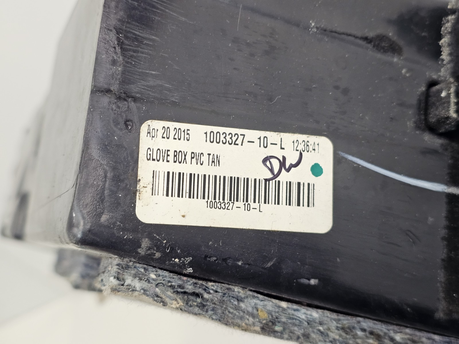 2012-2020 TESLA MODEL X / S DASH DASHBOARD GLOVE BOX STORAGE COMPARTMENT OEM