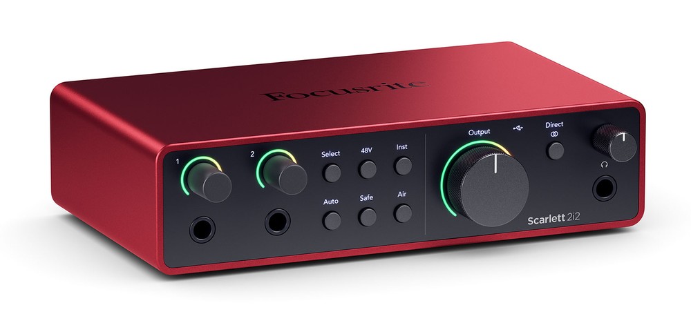 Focusrite Scarlett 2i2 Studio 4th Gen Recording Interface+Headphones+Mic+Cable