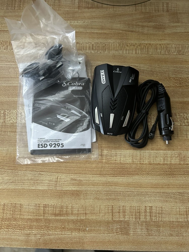 Cobra ESD9295 Radar Detector