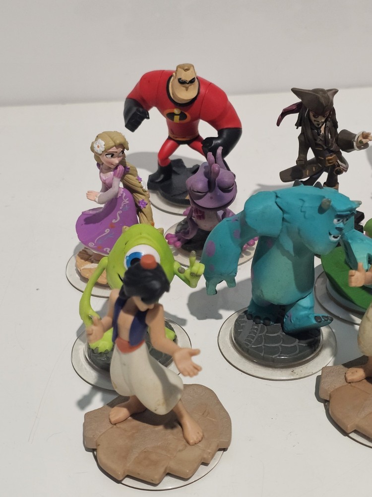 Disney Infinity Figure Bundle – Mixed Characters – Sold As Is / Untested