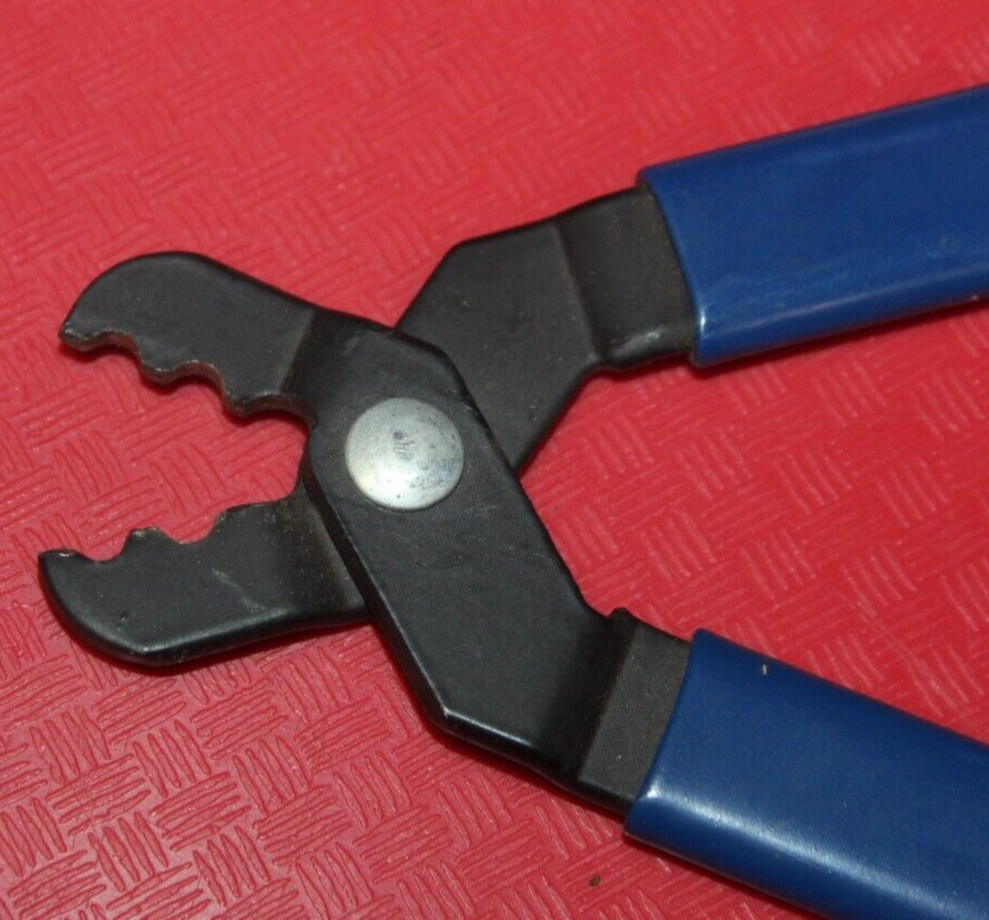 Saunders ARCHERY PLIERS