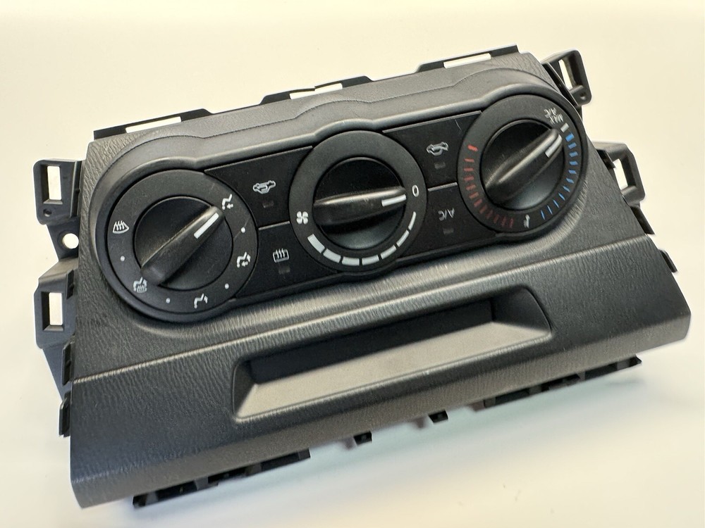 14 15 Mazda 3 Climate Control Panel Temperature Unit A/C Heater