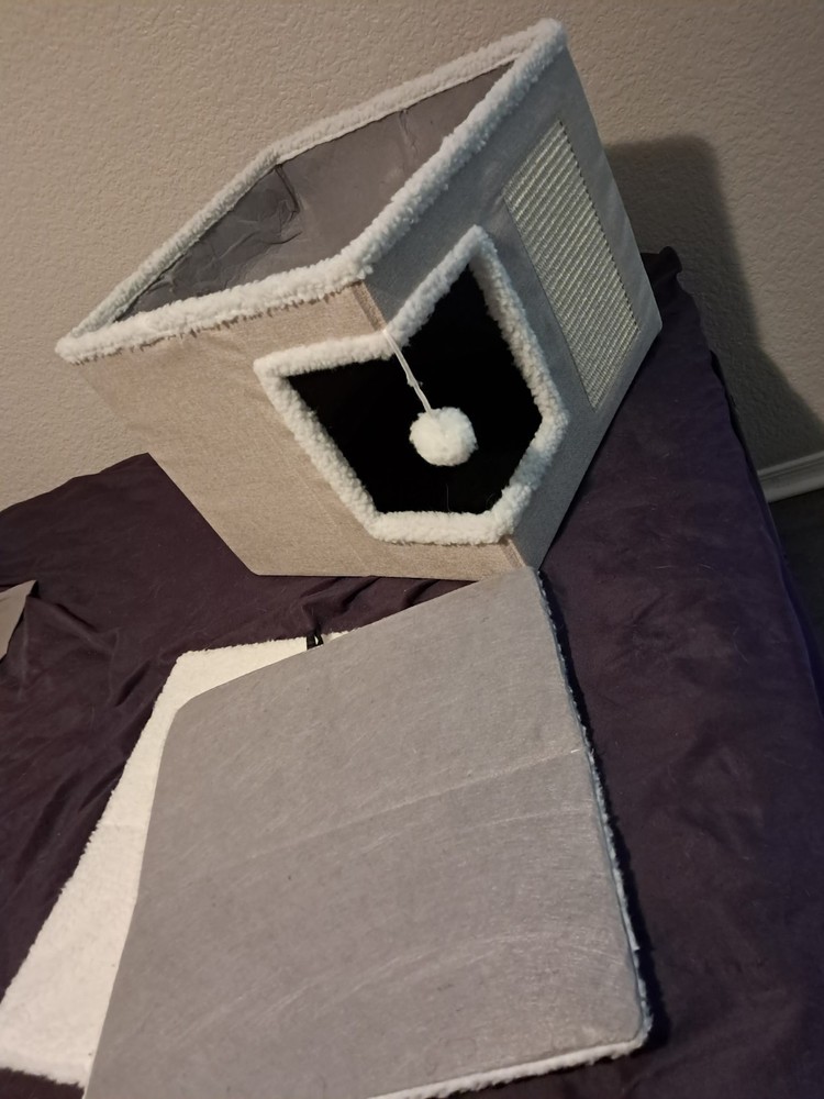 Foldable Cat Bed (unused)