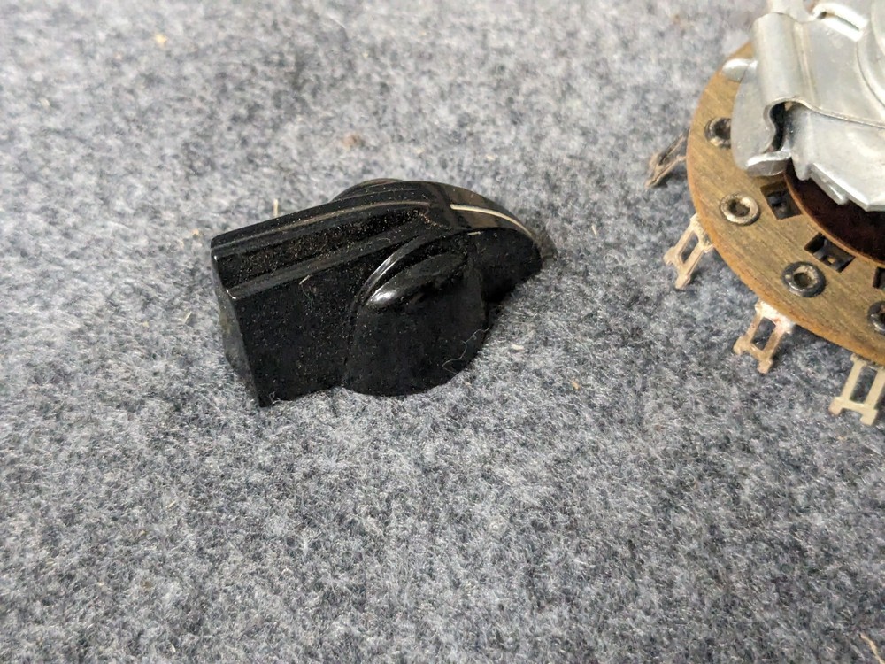 1 PCS CENTRALAB CRL-1403 CERAMIC ROTARY SWITCH NOS - Nice!
