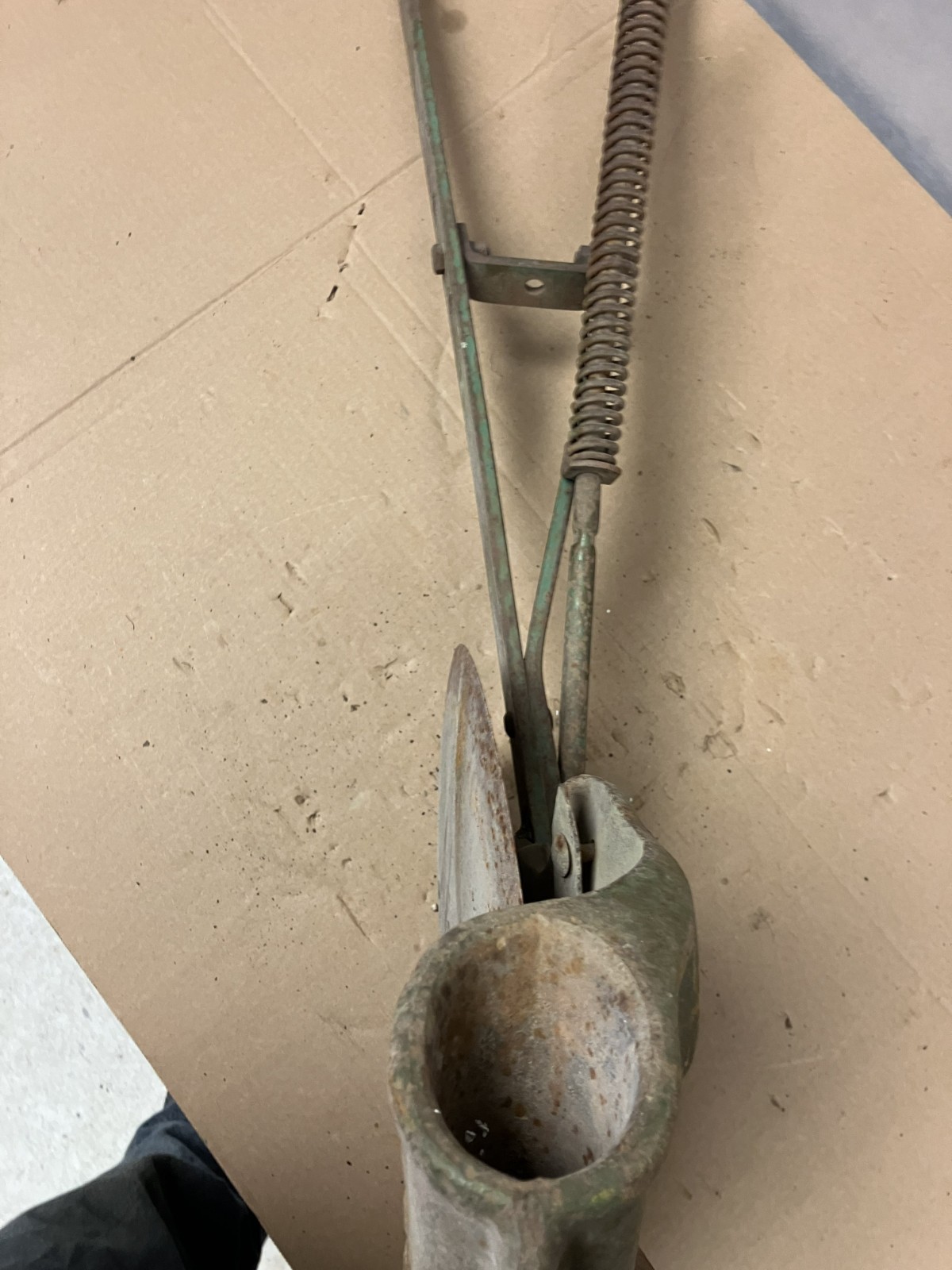 JOHN DEERE VAN BRUNT GRAIN DRILL SINGLE OPENER