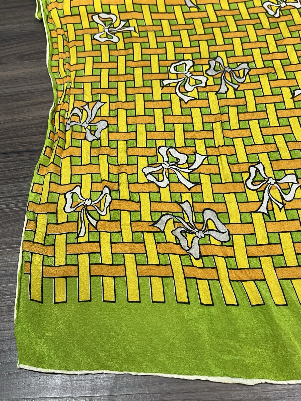 Vintage Unbranded Rectangle Woven Basket Pattern Bows Green Yellow Orange Scarf