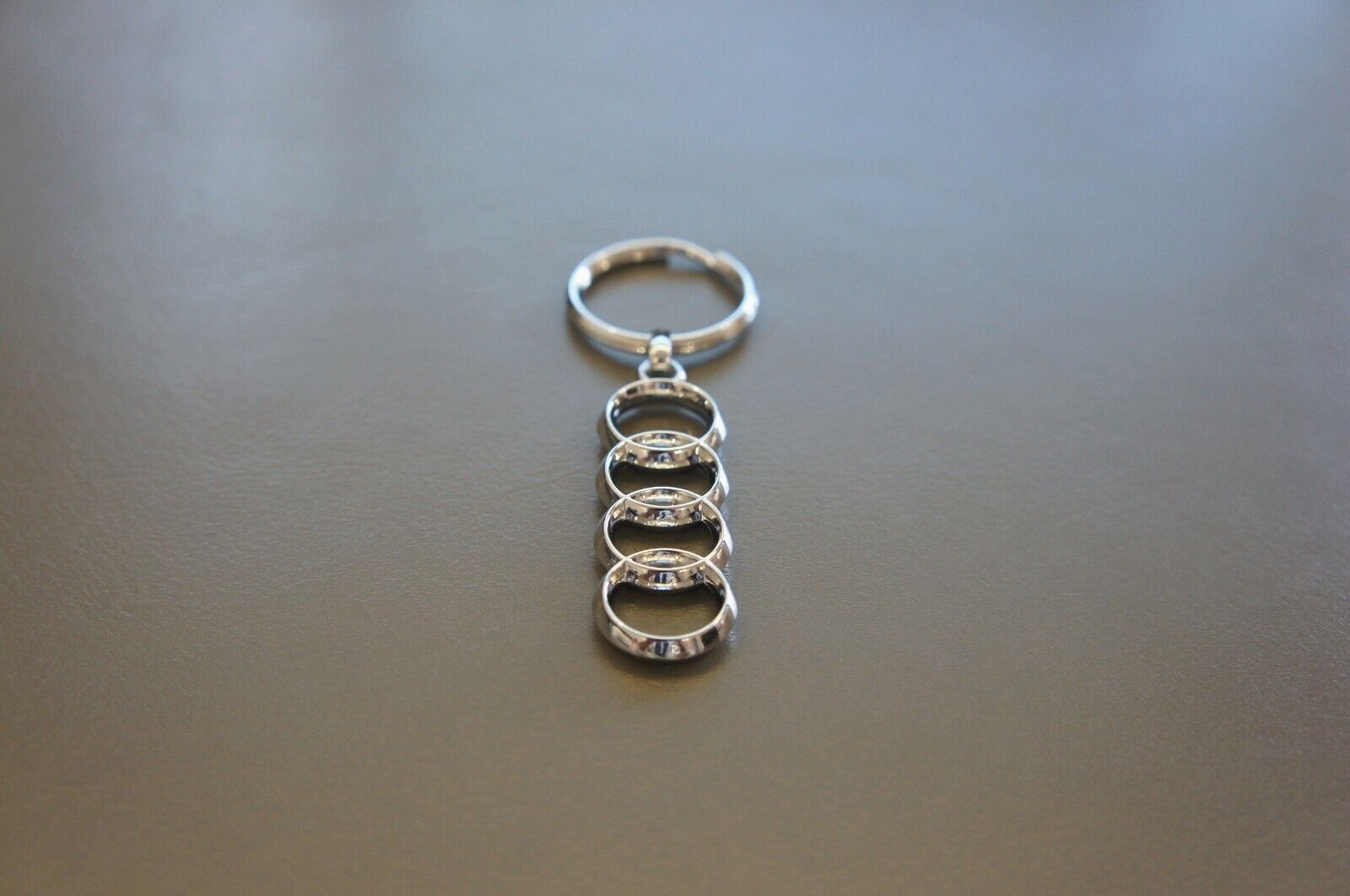 New Genuine OEM Audi Basic Classic Logo Silver Stainless Steel Keychain Key Ring