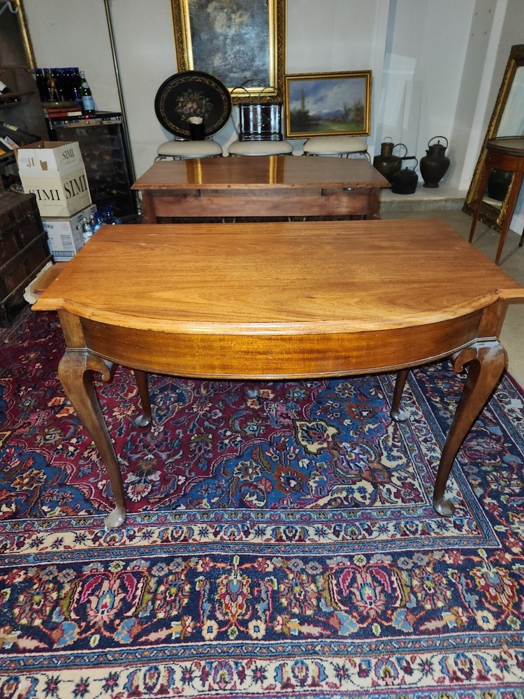 Matched PAIR (2) Solid Mahogany Queen Anne Style End Tables with Leaf for Dining