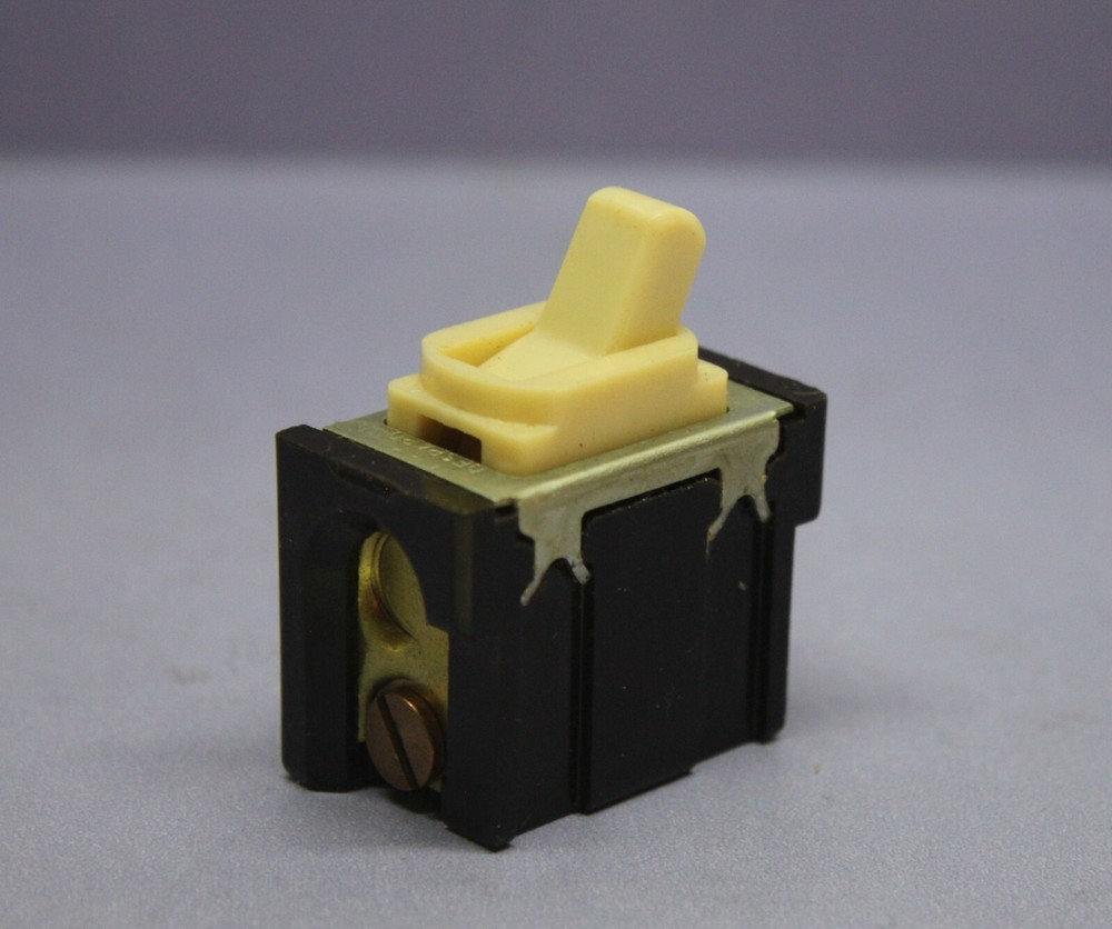 💡 Vintage Ivory 3-Way Toggle Light Switch Despard Interchangeable - 10A - P&S