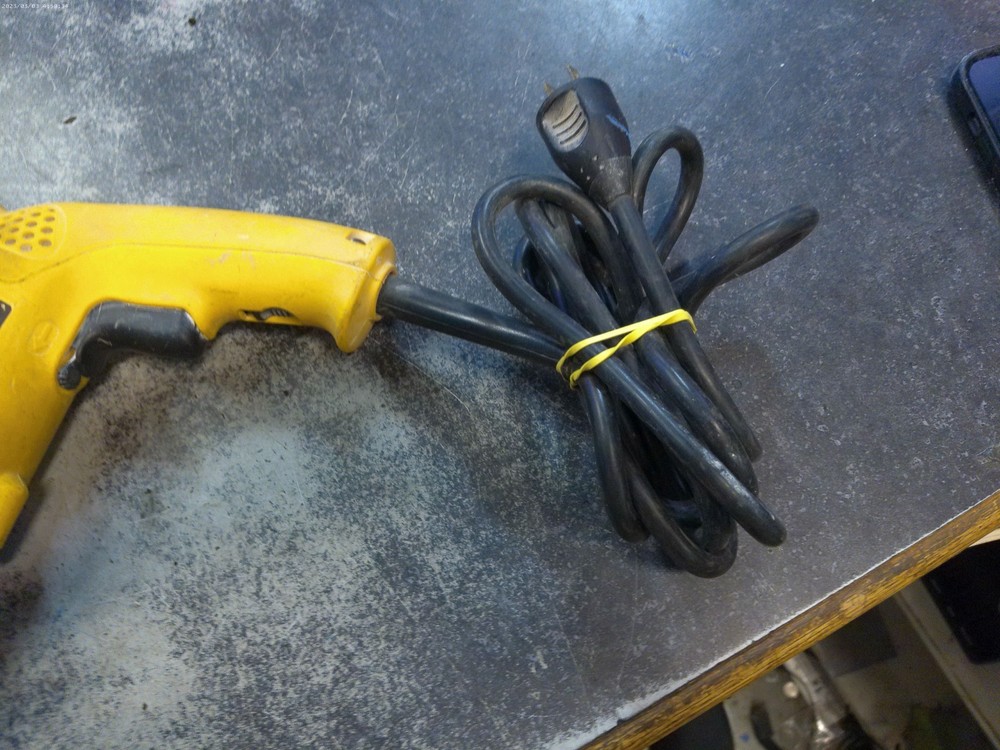Dewalt DW257 VSR Variable Speed Reversing Deck / Drywall Electric Screwdriver