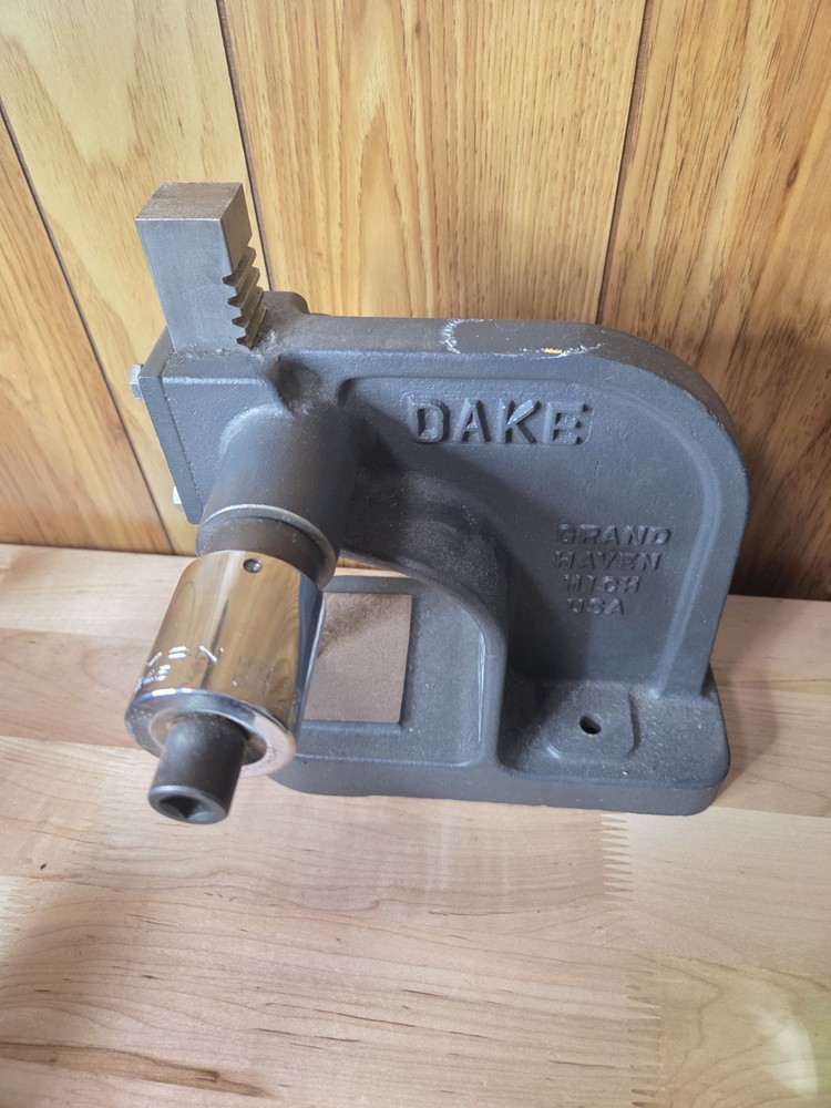 Dake Single Leverage Arbor Press 1 ton Capacity Made In USA MISSING HANDLE