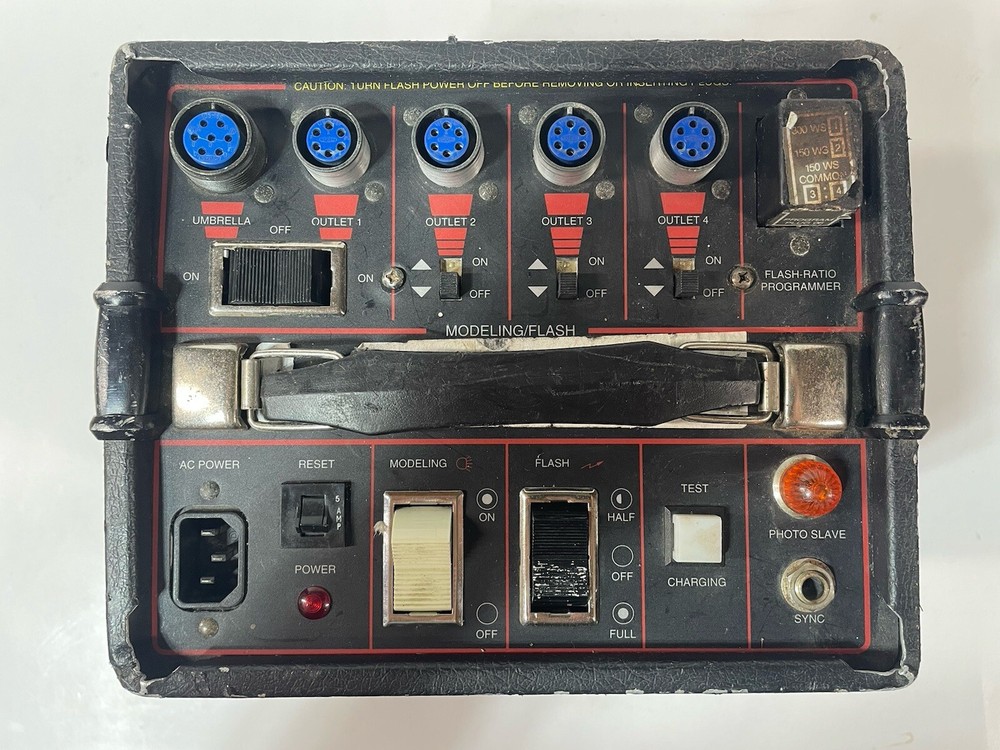 Photogenic Professional Lighting Flashmaster AA06B