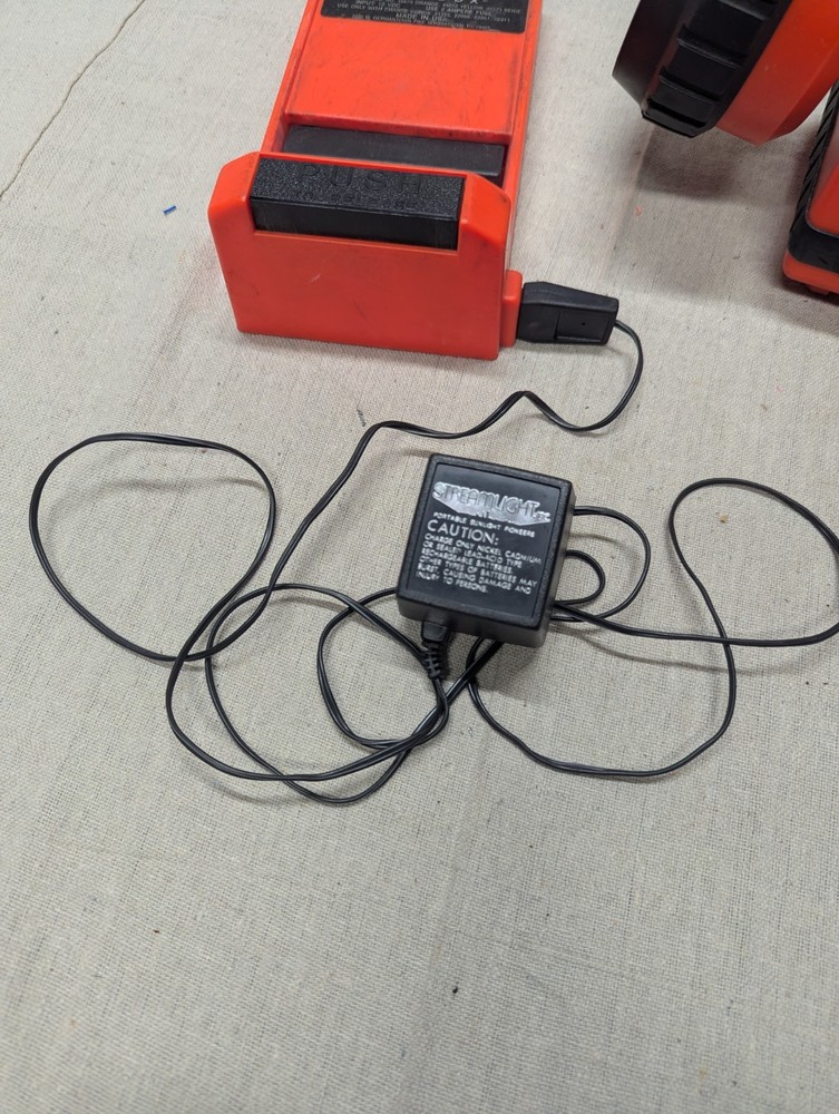 Streamlight LiteBox EMS Firefighter Flashlight With Charger