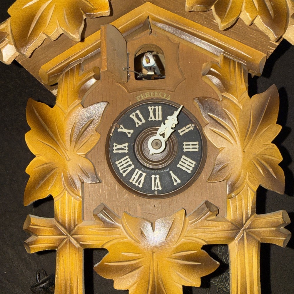 VTG - Cuckoo Clock - 18" - Black Forest - German -