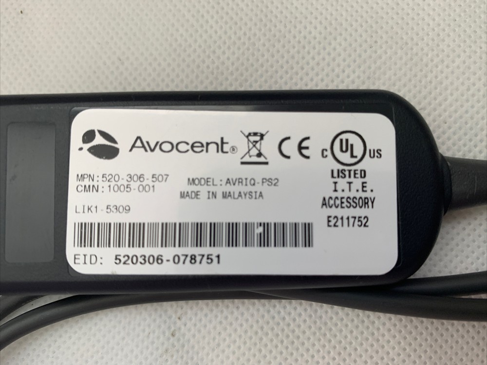 Avocent Modular Server KVM Switching Adapter AVRIQ-PS2 Cat5e Network VGA Cable