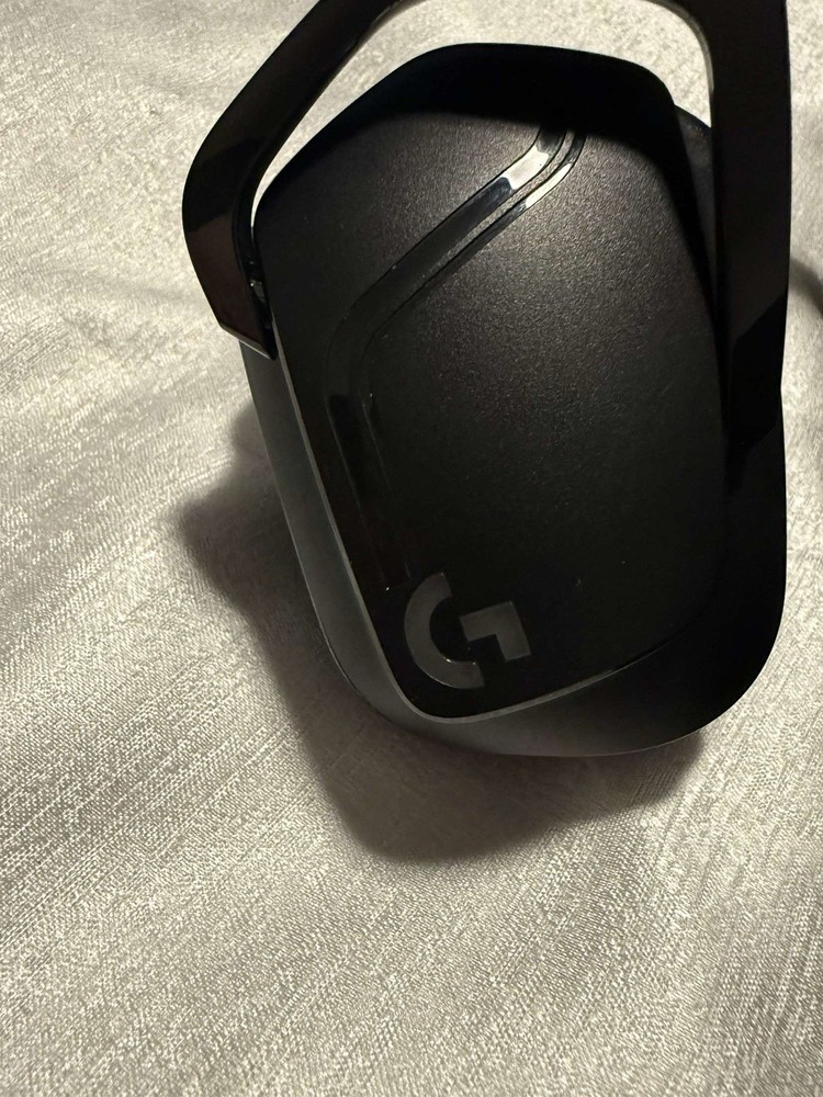 Logitech G935 Wireless Gaming Headset RGB LIGHTSYNC 7.1 Surround PC PS5 Xbox