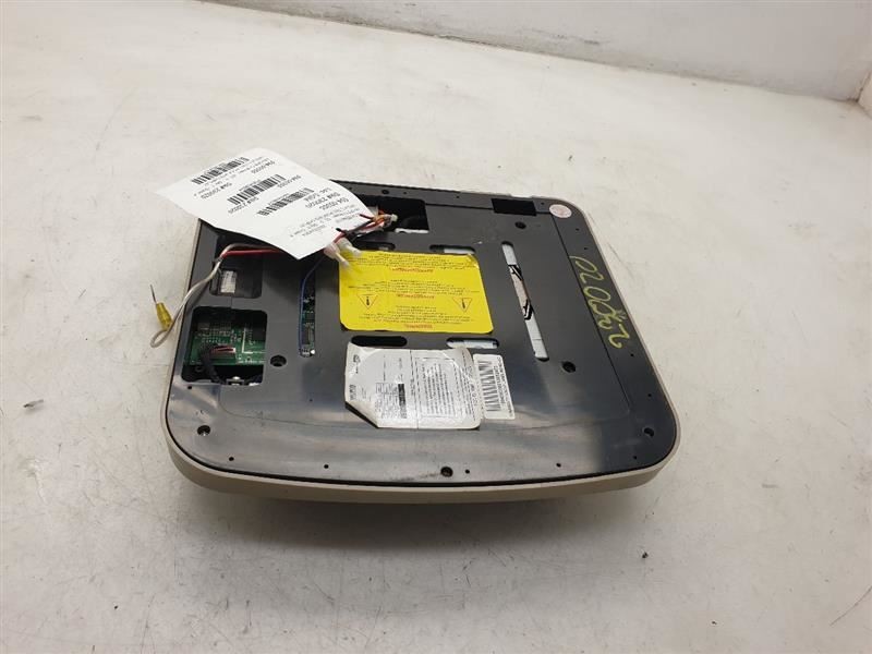 05-06 TOYOTA TUNDRA LIMITED ROOF MONTED TV / ENTERTAINMENT DISPLAY SCREEN