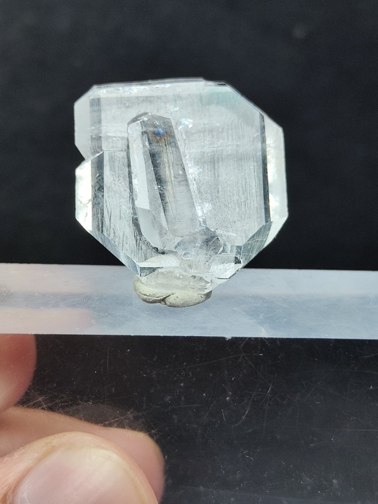 Faden Quartz DT Transparent Crystal Has Good Luster & Nice Termination