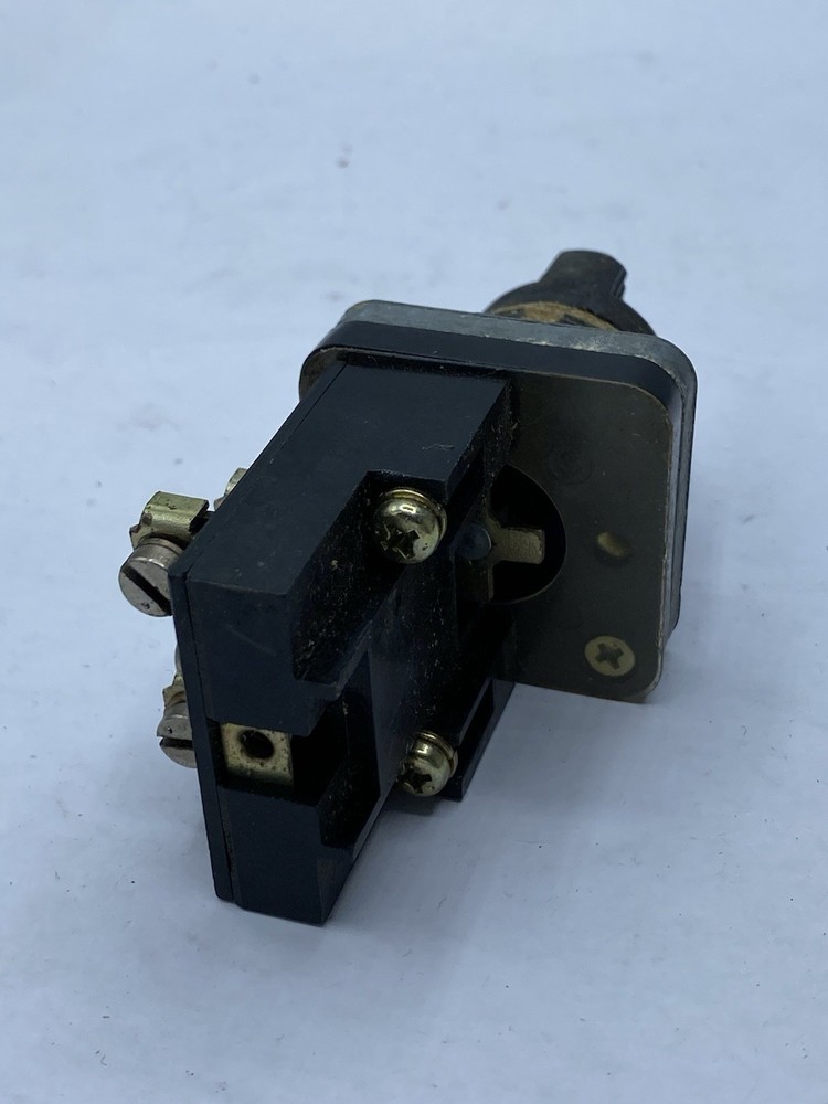 Siemens Contact Block With Switch 600V 3SA01