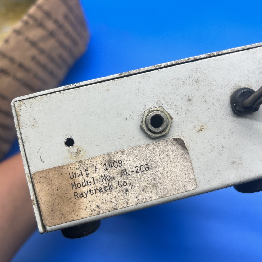 Untested As Is Auto Level" solid-state electronic volume compressor