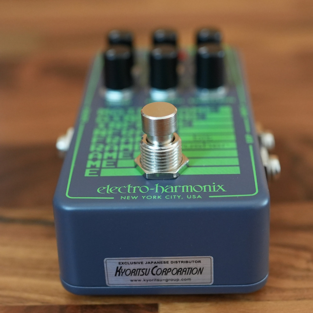 ELECTRO-HARMONIX MAINFRAME Bit Crusher guitar effects