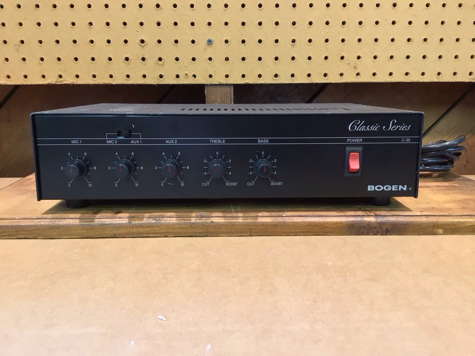 Bogen Classic Series C-35 Amplifier PA. Tested