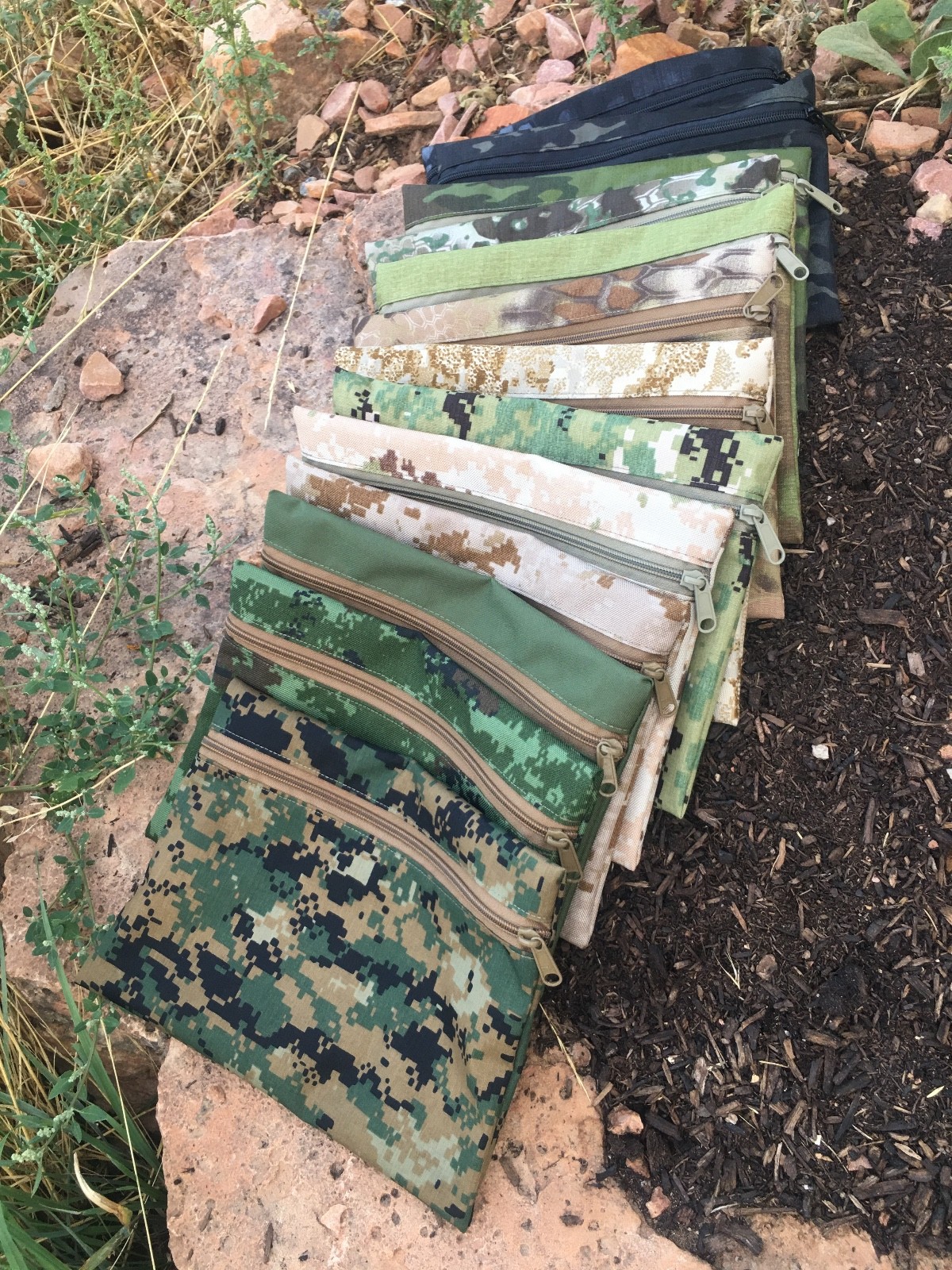 LIVESOUTSIDE MultiCam Black Camo Tactical Zipper Bag Medium USA Made New Cordura