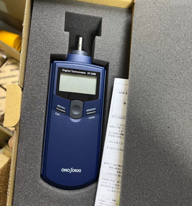 1pcs HT-3200 Speed Meter HT-3200
