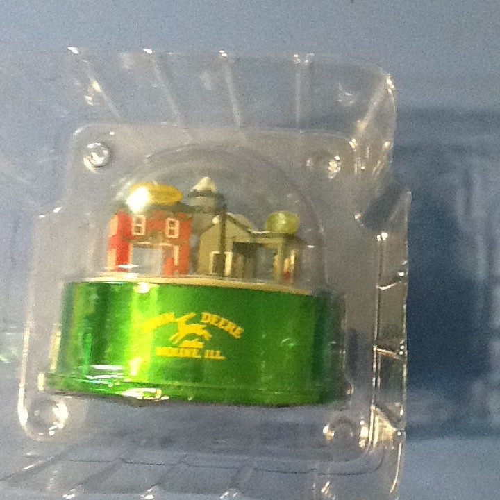 JOHN DEERE GLOBE