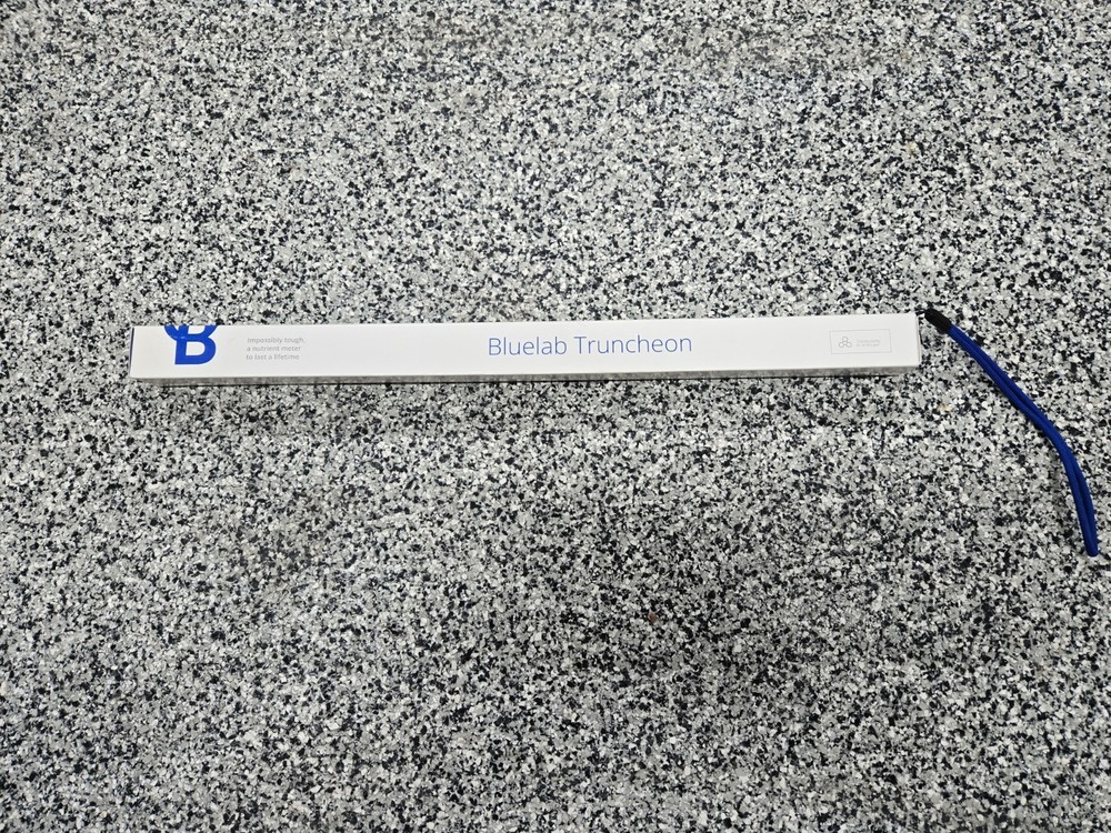 Bluelab TRUNV2 Truncheon Nutrient Meter, EC, 500, ppm 700, CF, TDS