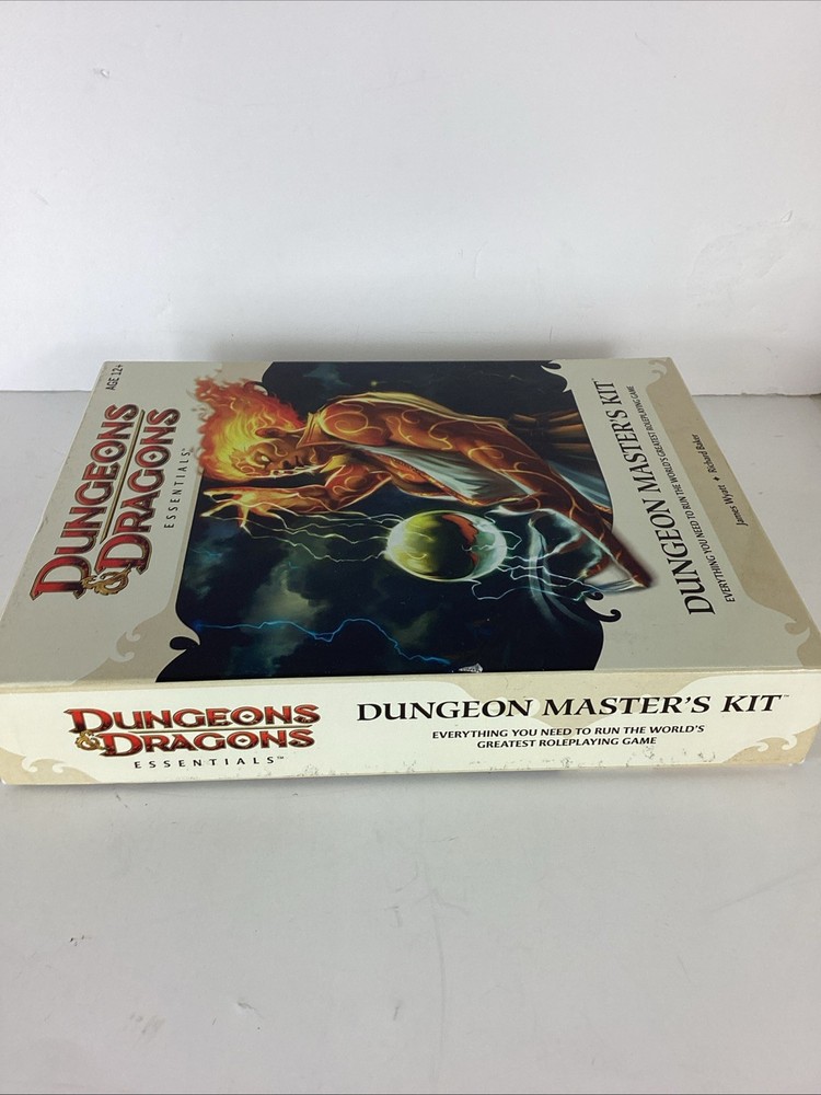 Dungeons & Dragons Essentials Dungeon Master's Kit 2010 Complete Unpunched