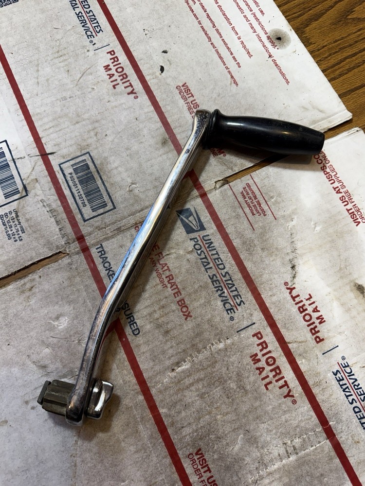 Barlow winch handle