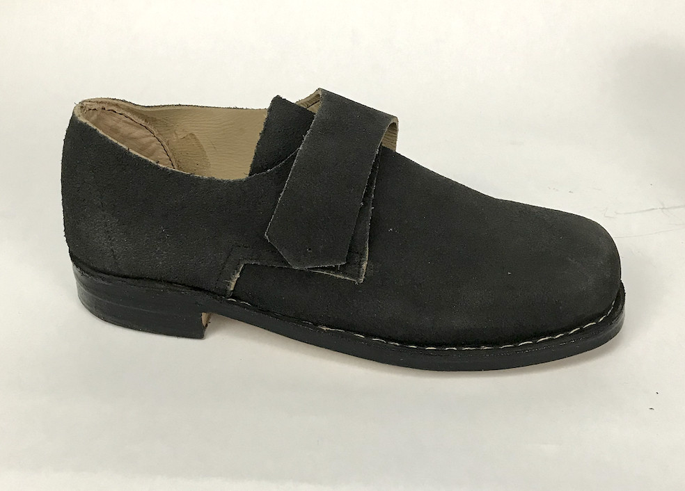 Colonial Buckle Shoes - Rough Out, Black Leather with Buckles Size 8