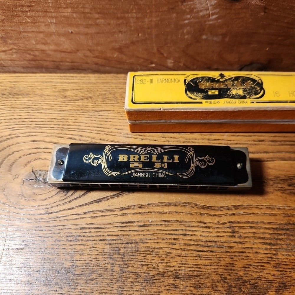 BRELLI 16 Hole HARMONICA C82-III With Box Vintage