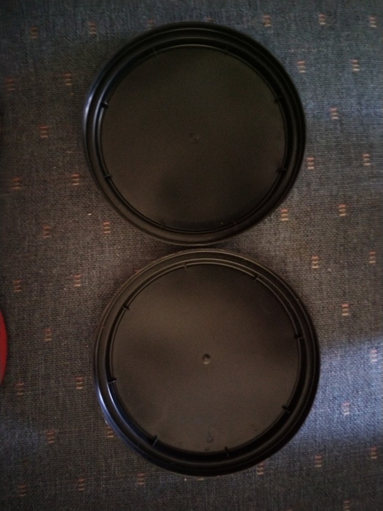 EMPTY PLASTIC FOLGERS CANS 40.3 oz each