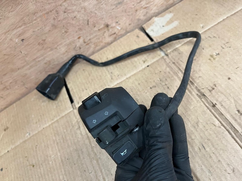 2019 Suzuki GSXR 125 Left Handlebar Switch