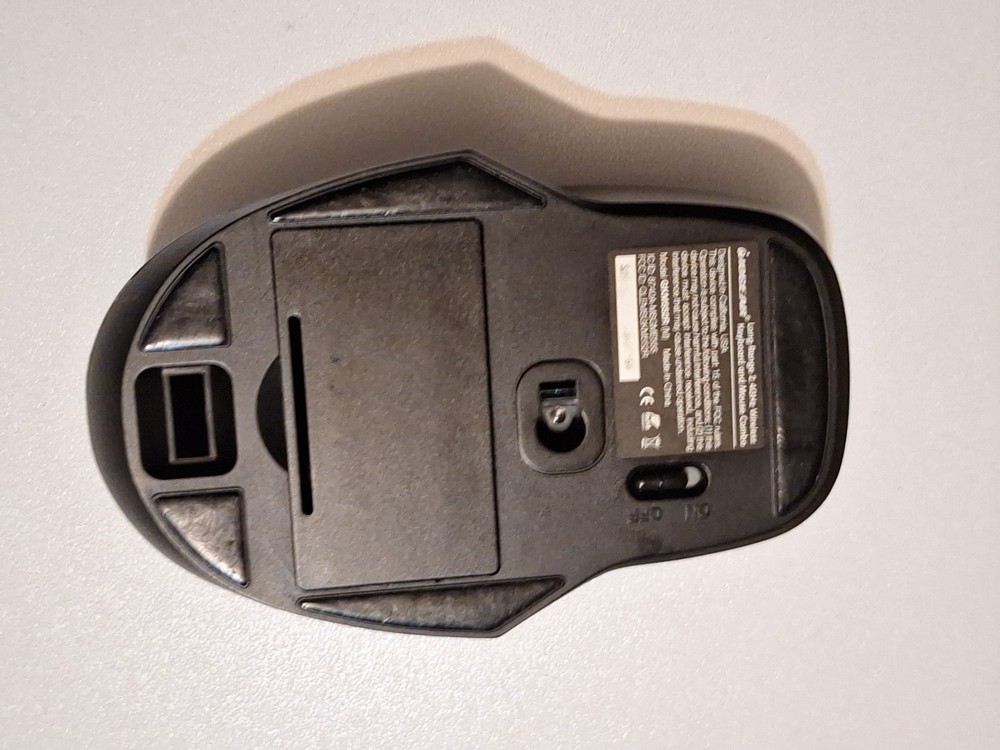 IOGEAR Wireless Mouse Only Pre-owned 2.4Ghz