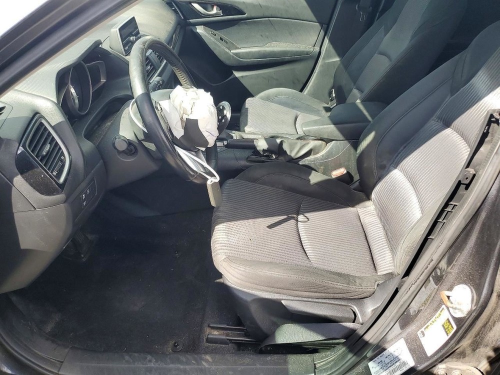 3 2014 Glove Box 5006274