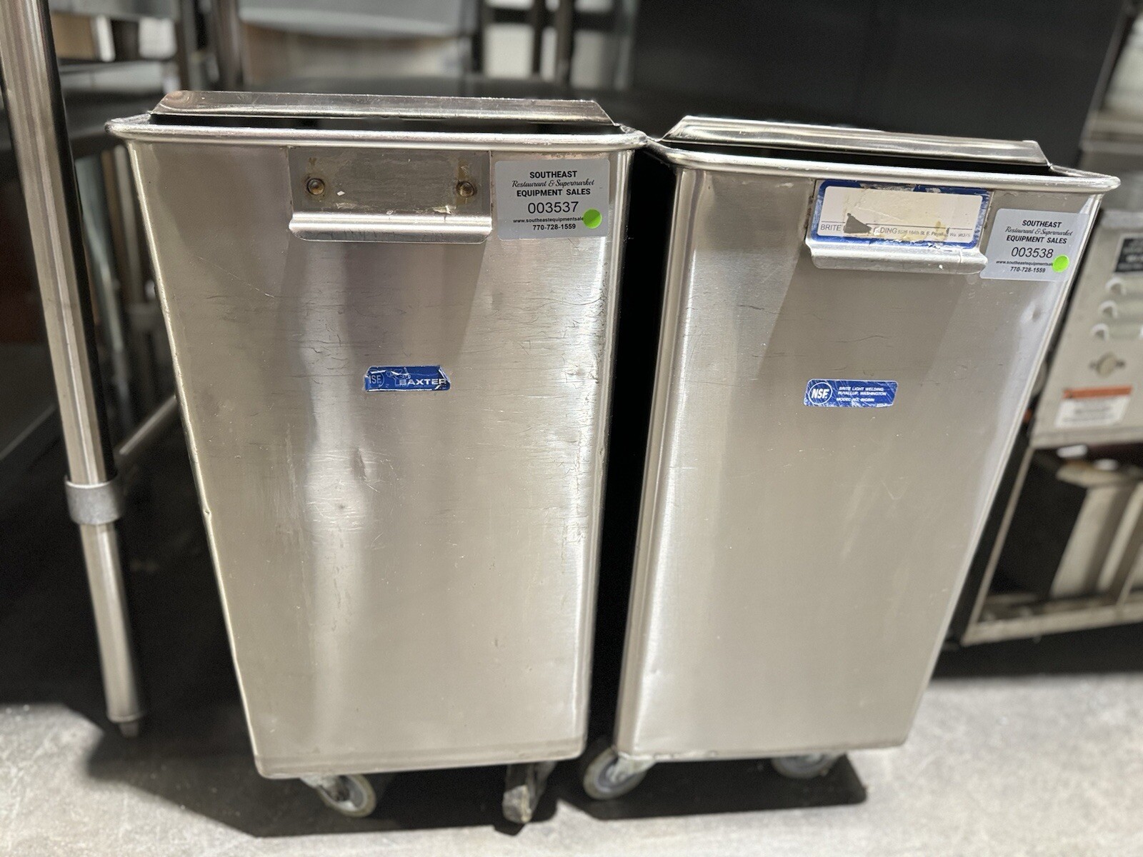 Baxter INGBIN-1CMPT3 Ingredient Bin in Excellent Condition