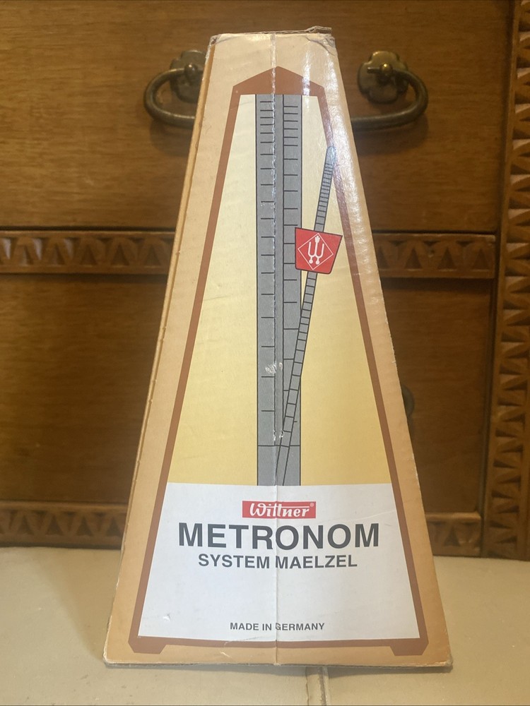 Wittner Metronome Walnut Grain Model #845131 - No Batteries Needed Tested Good