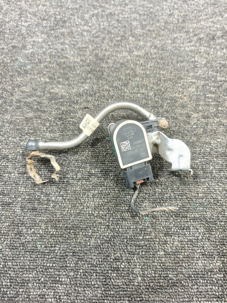 BMW 3 4 SERIES XDRIVE FRONT LEFT HEADLIGHT HEIGHT LEVEL SENSOR 6870000