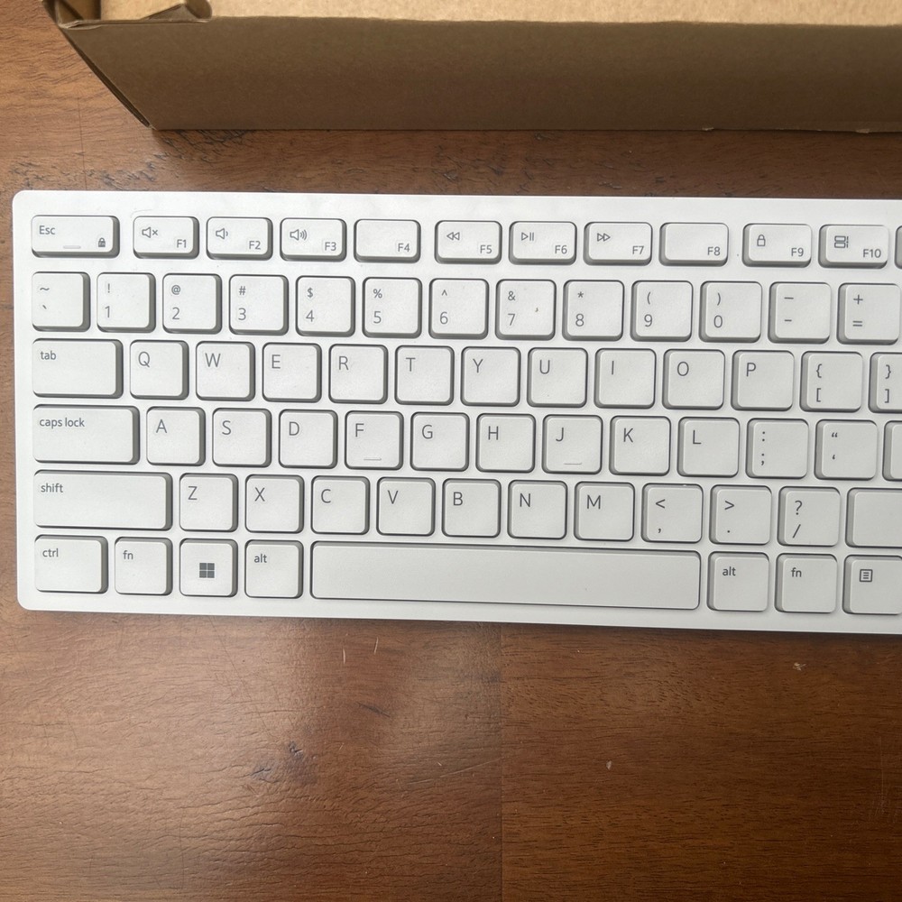 Dell KM5221W-US color: White