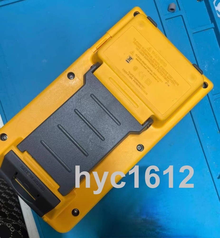 Fluke 744 Documenting Multifunction Process Calibrator#