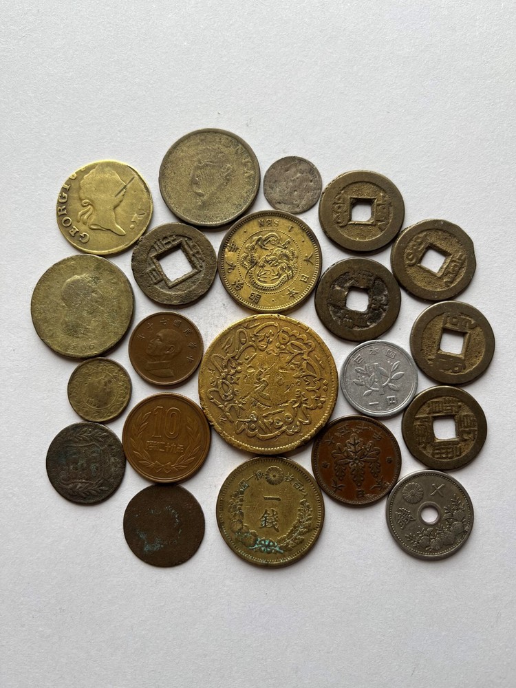 Mixed lot of Foreign Coins