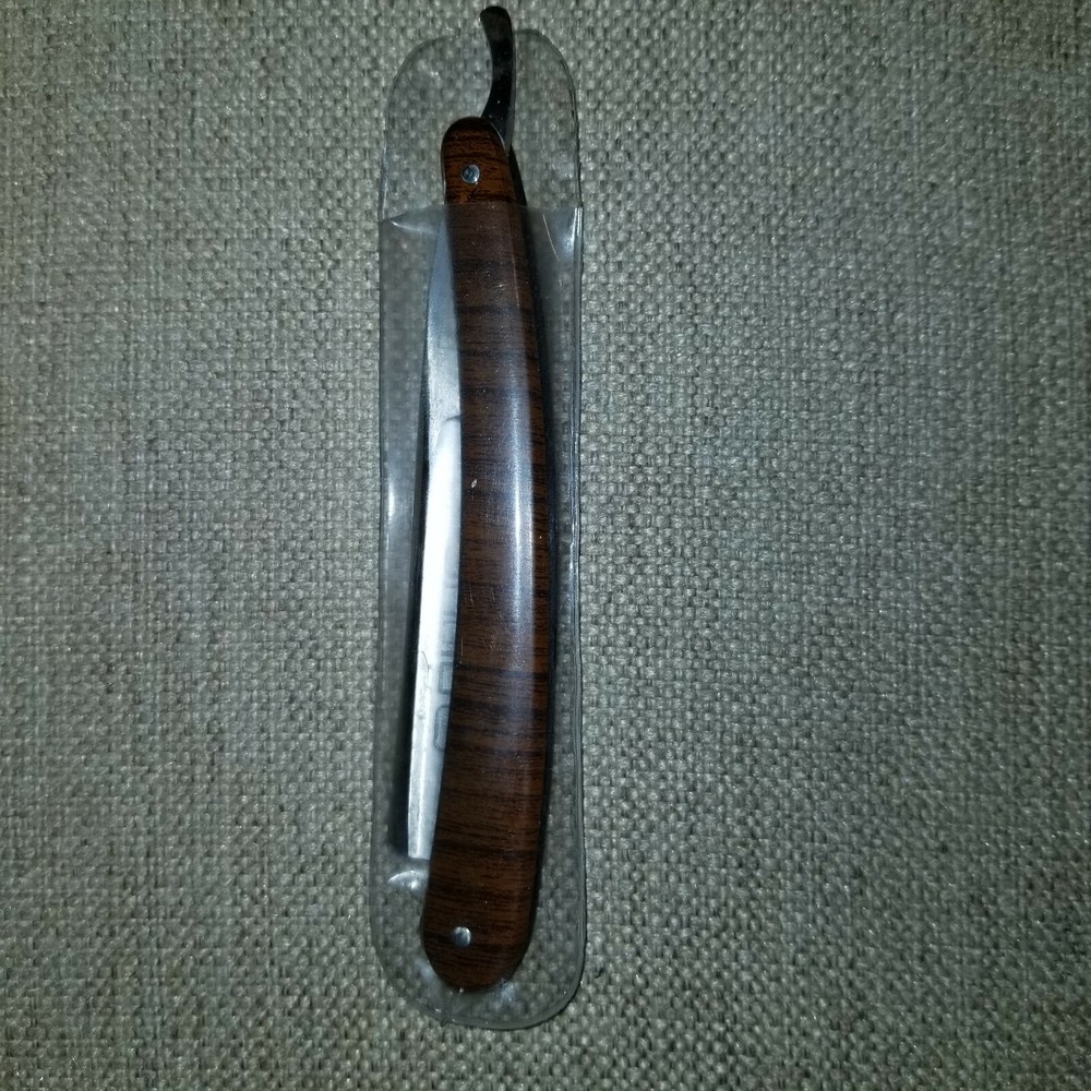 Alpha Outpost Straight Razor