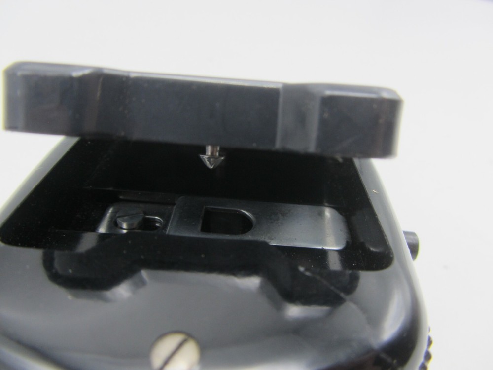 Sears Roebuck Tower Light Meter Model. 2805 - Tested w/ Case