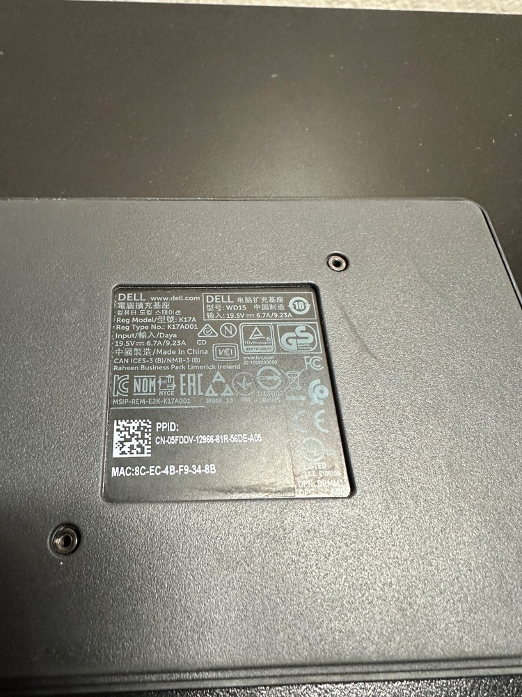 DELL WD15 USB TYPE-C DOCKING STATIONS == NO POWER ADAPTERS