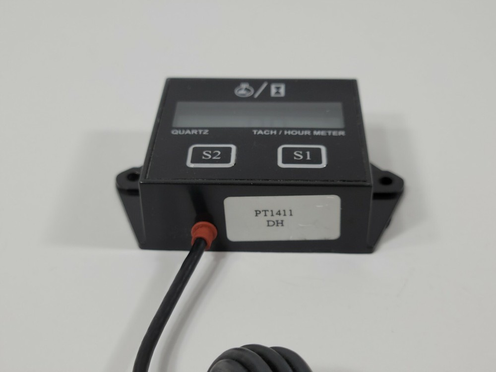 Tach Hour Meter PT1411 DH - Untested