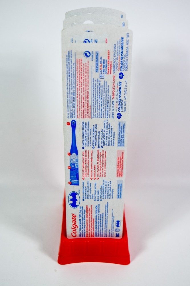 Colgate BATMAN Electric Vibrating Toothbrush Extra Soft 4.4oz Colgate Toothpaste