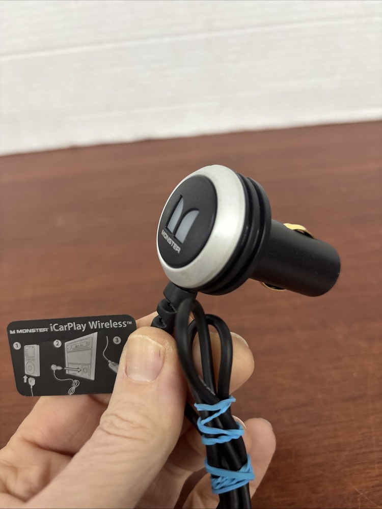 Monster iCarPlay Wireless FM Transmitter iPod 30 Pin